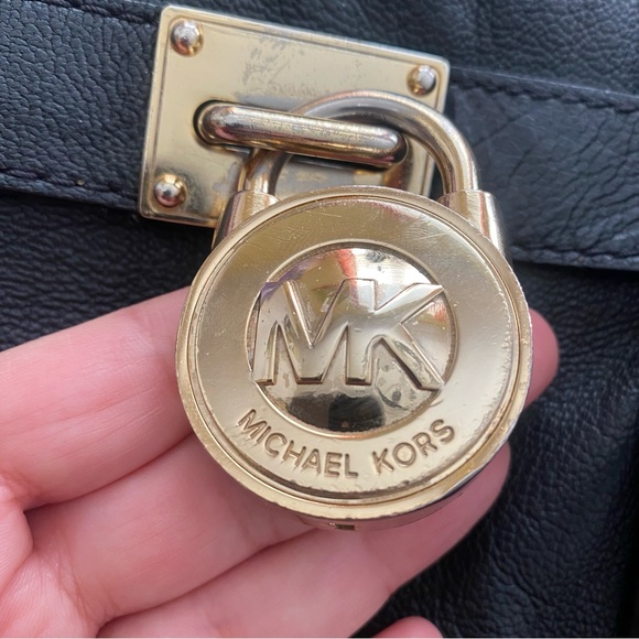 Michael Kors Bag Large leather Hamilton black gold - Picture 9 of 16